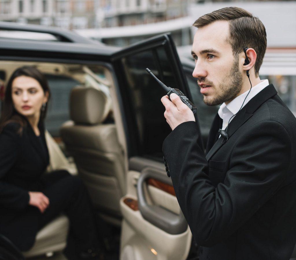 side-view-safety-man-monitorization